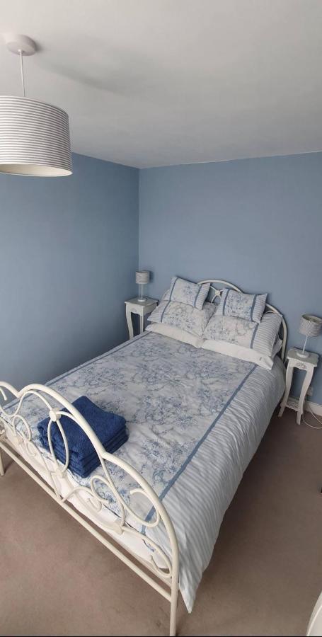 Beautiful 1 Bedroom Cottage With Courtyard. دييْل المظهر الخارجي الصورة